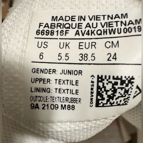 CONVERSE Chuck Taylor Unicorn Logo Sneakers High Tops - Picture 7 of 7